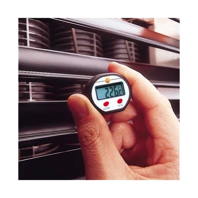 Mini beszúró hőmérsékletmérő -50  - +150fok, felbontás: 0,1 fok, pontosság: +/-2 fok  Testo 0560 1110