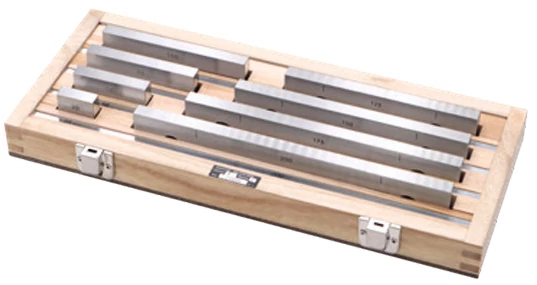 Mérőhasábkészlet hosszú hasábokból acél, 8 db-os 2-es pontossági osztály 25/50/75/100/125/150/175/200mm HITEC 530-303